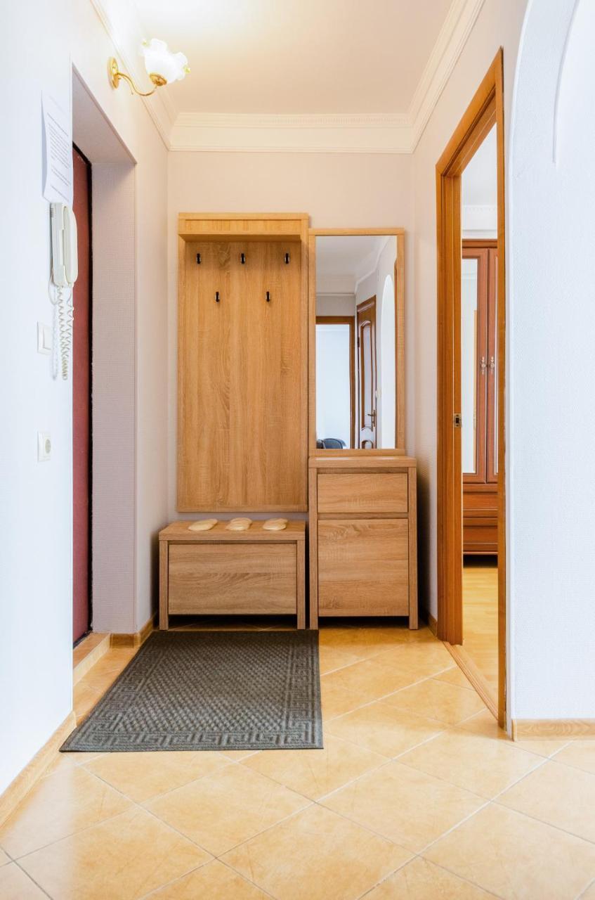 Artal Yordanska Street 22 Apartment